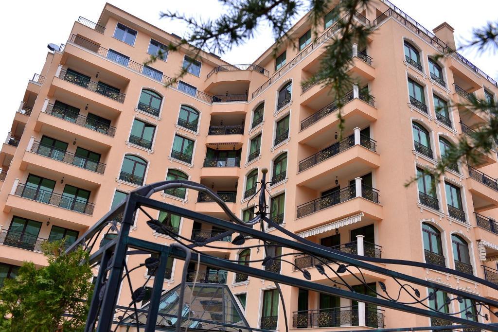 Anastasia Boutique Aparthotel Sofia Bagian luar foto