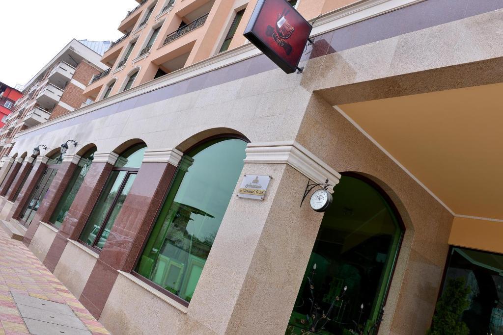 Anastasia Boutique Aparthotel Sofia Bagian luar foto